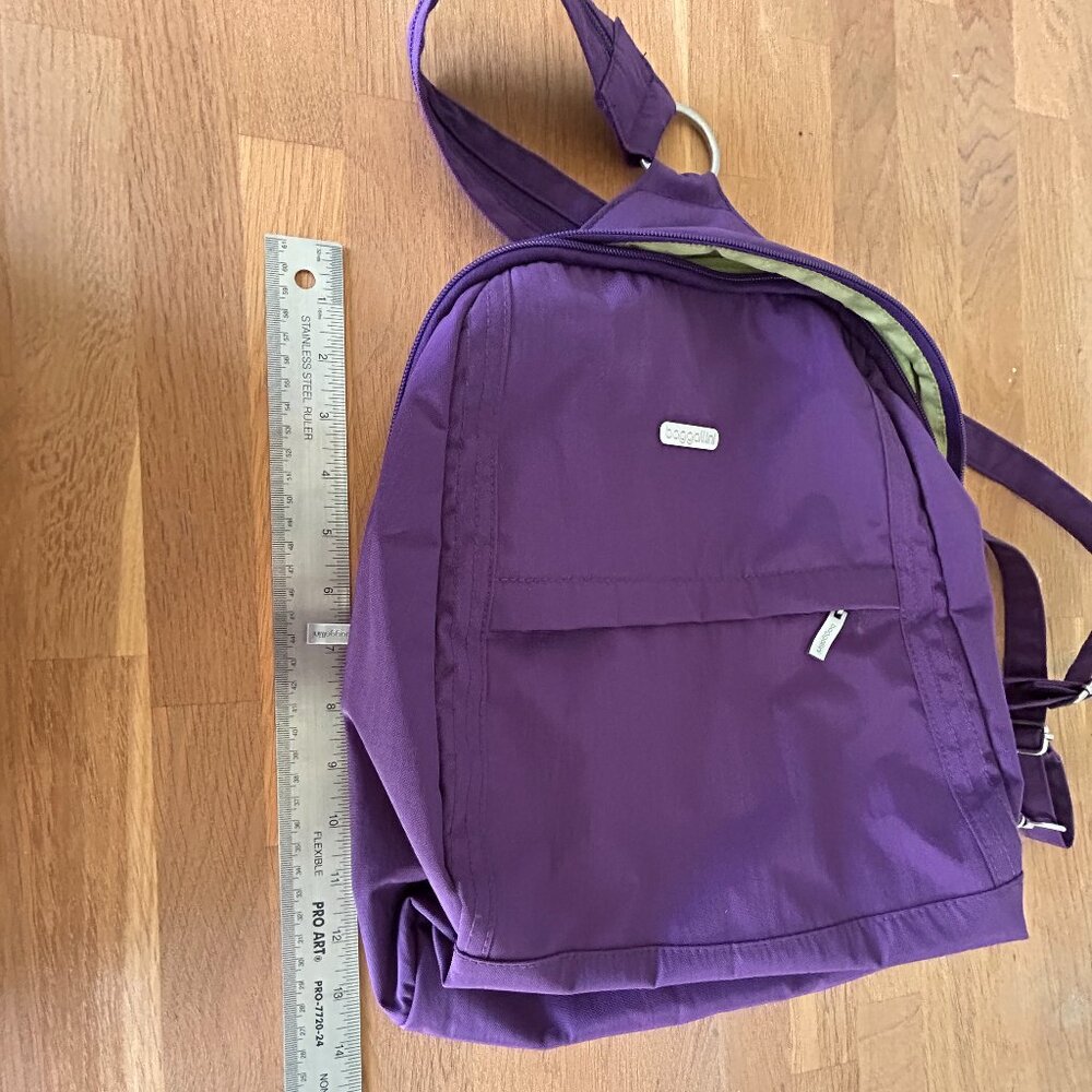 Purple Baggalini Backpack/Sling Bag - Picture 5 of 5